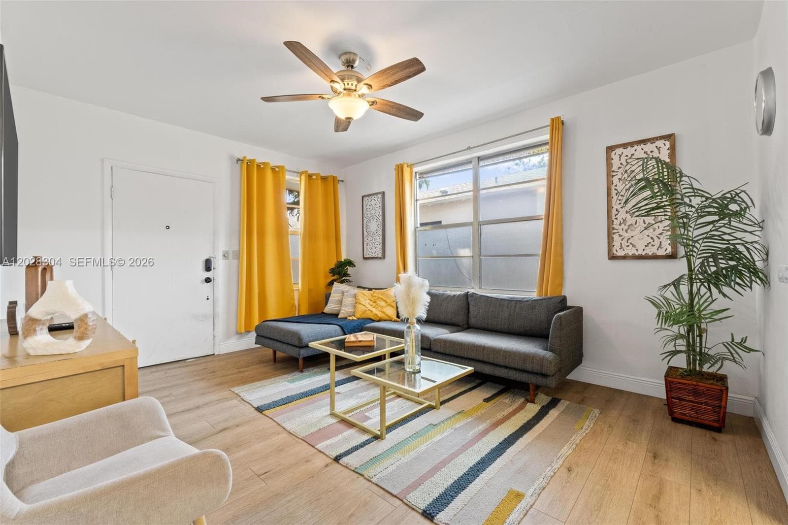 2453 SW 17th St, Miami, FL 33145 — zdjęcie 4