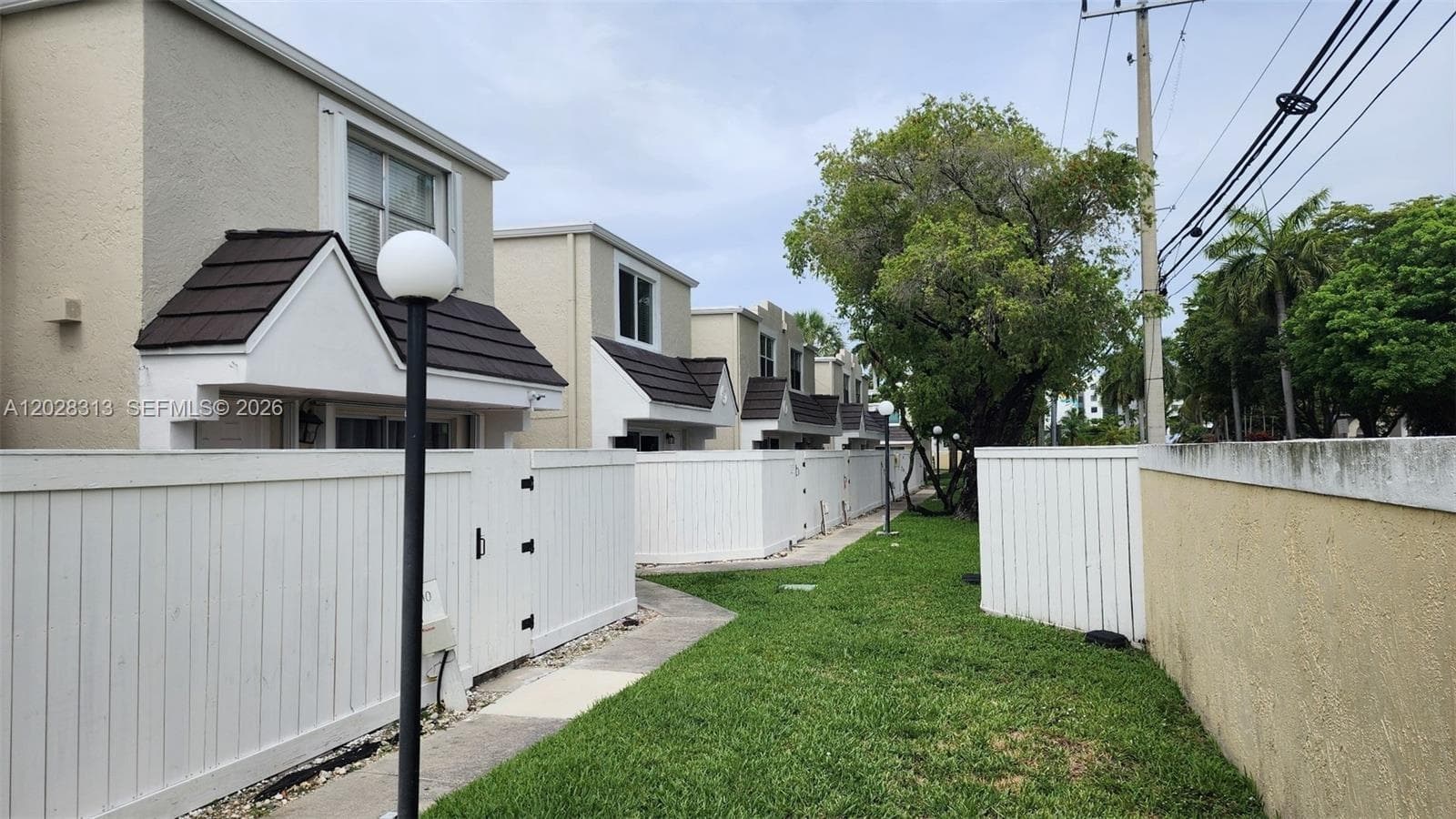 4540 SW 68th Ct Cir # 48-7, Miami, FL 33155 — zdjęcie 4