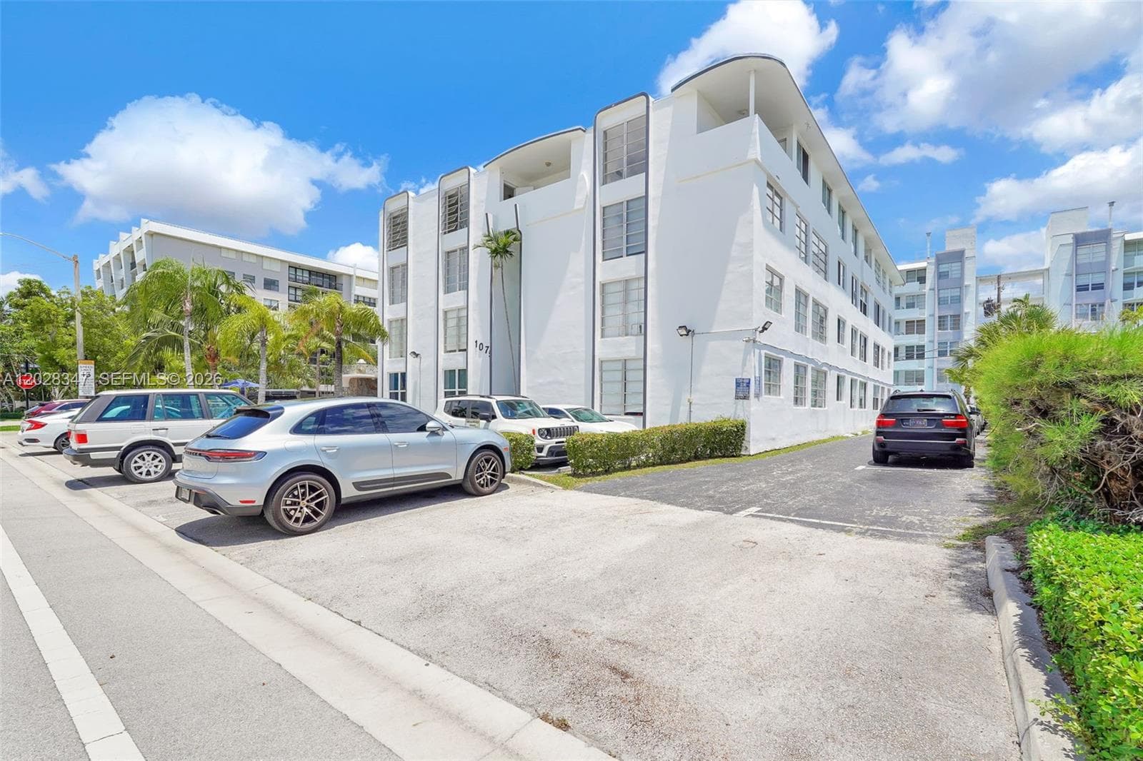 1075 93rd St # 207, Bay Harbor Islands, FL 33154 — zdjęcie 5