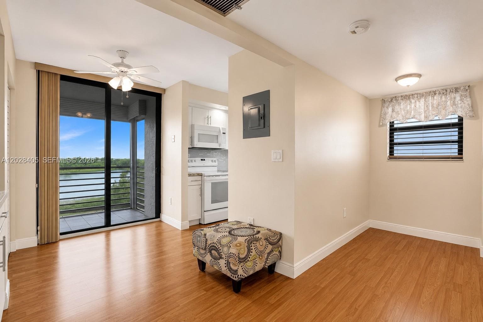 901 Colony Point Cir # 501, Pembroke Pines, FL 33026 — zdjęcie 3