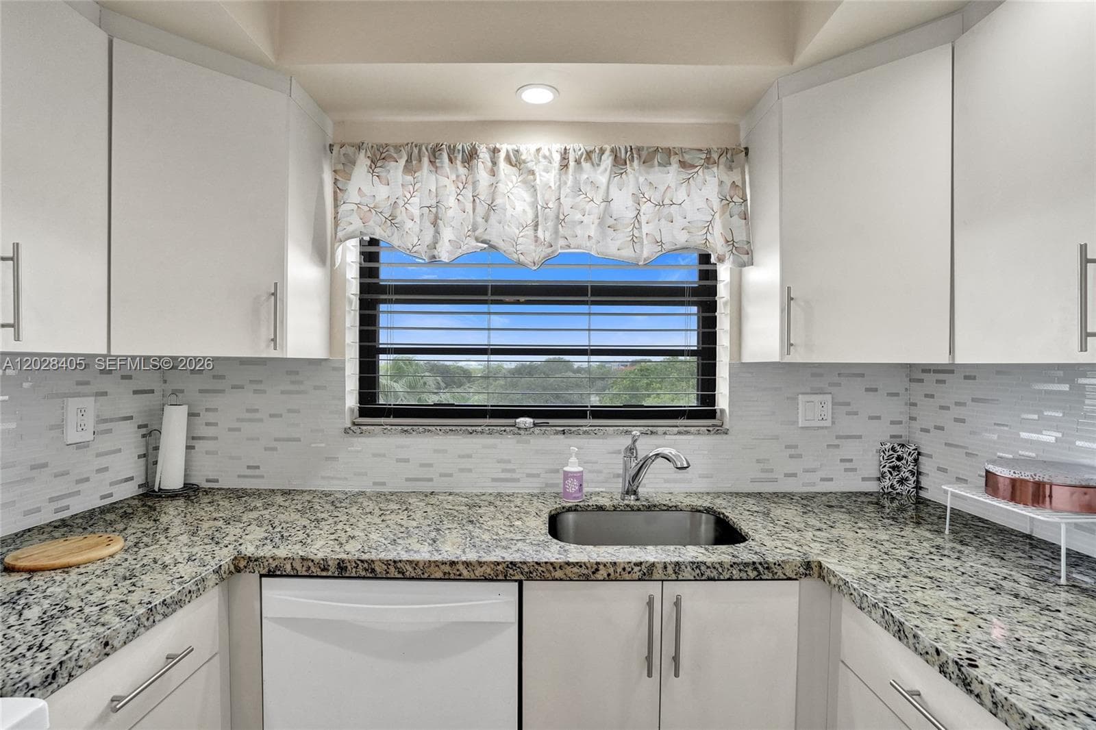 901 Colony Point Cir # 501, Pembroke Pines, FL 33026 — zdjęcie 5