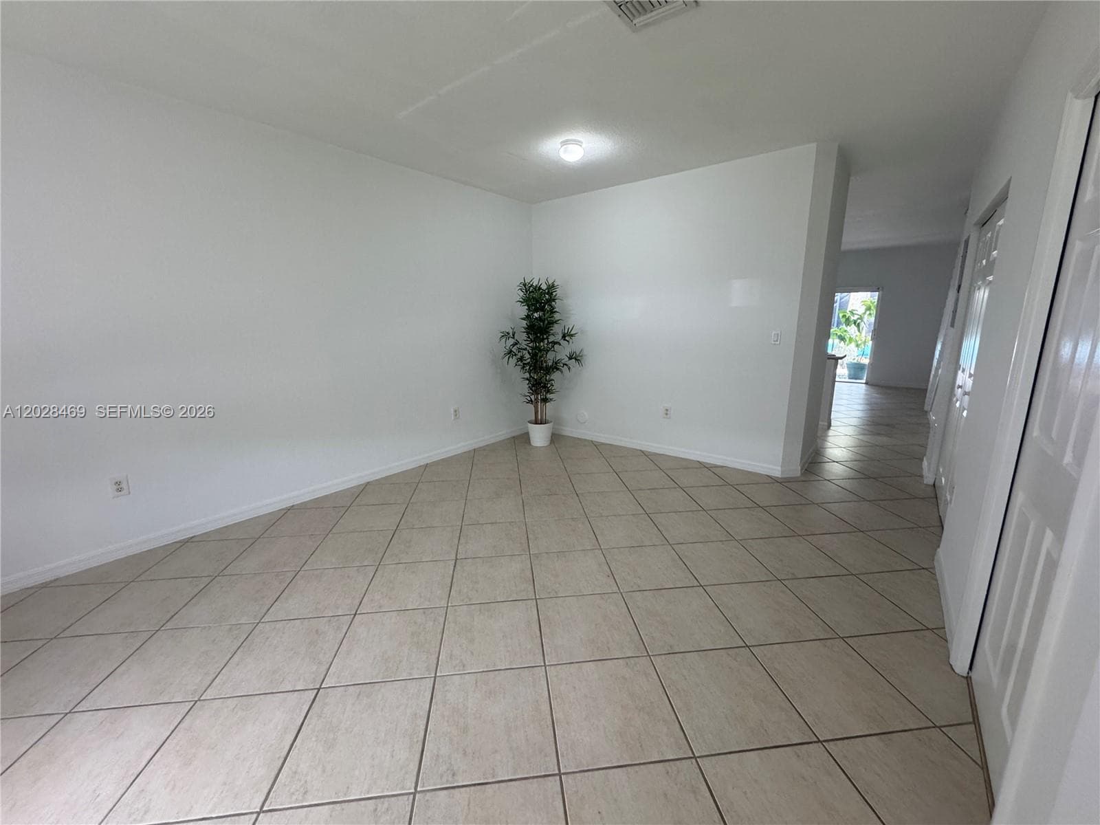 5743 NW 114th Path # 106, Doral, FL 33178 — zdjęcie 3