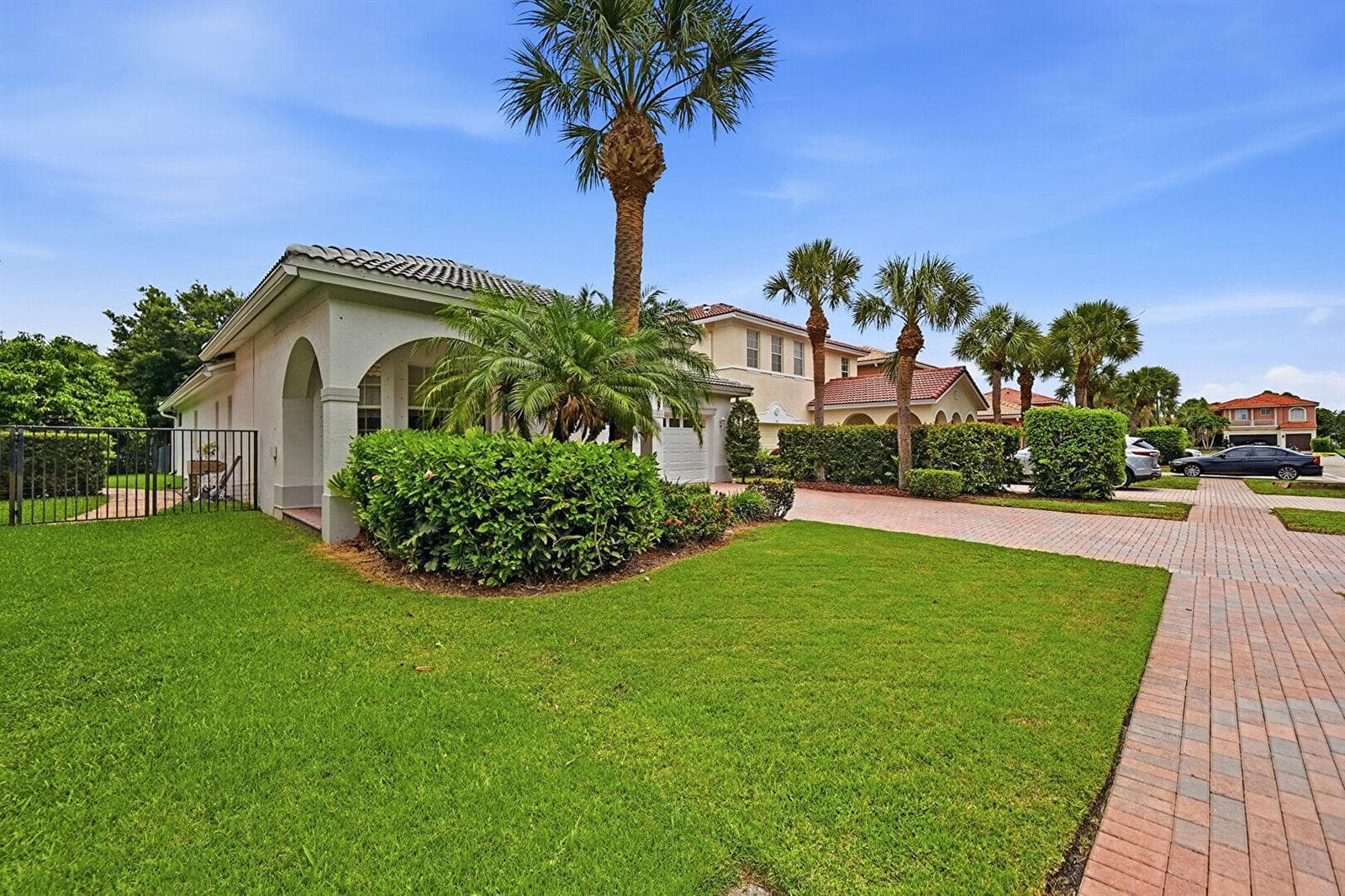 310 Venice Boulevard, Royal Palm Beach, FL 33411 — zdjęcie 3