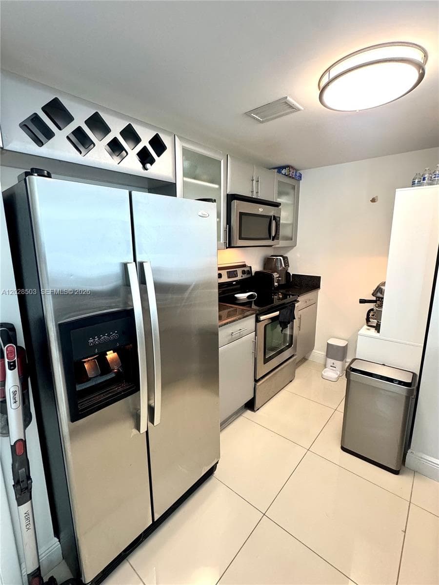 1861 NW S River Dr # 2201, Miami, FL 33125 — zdjęcie 5