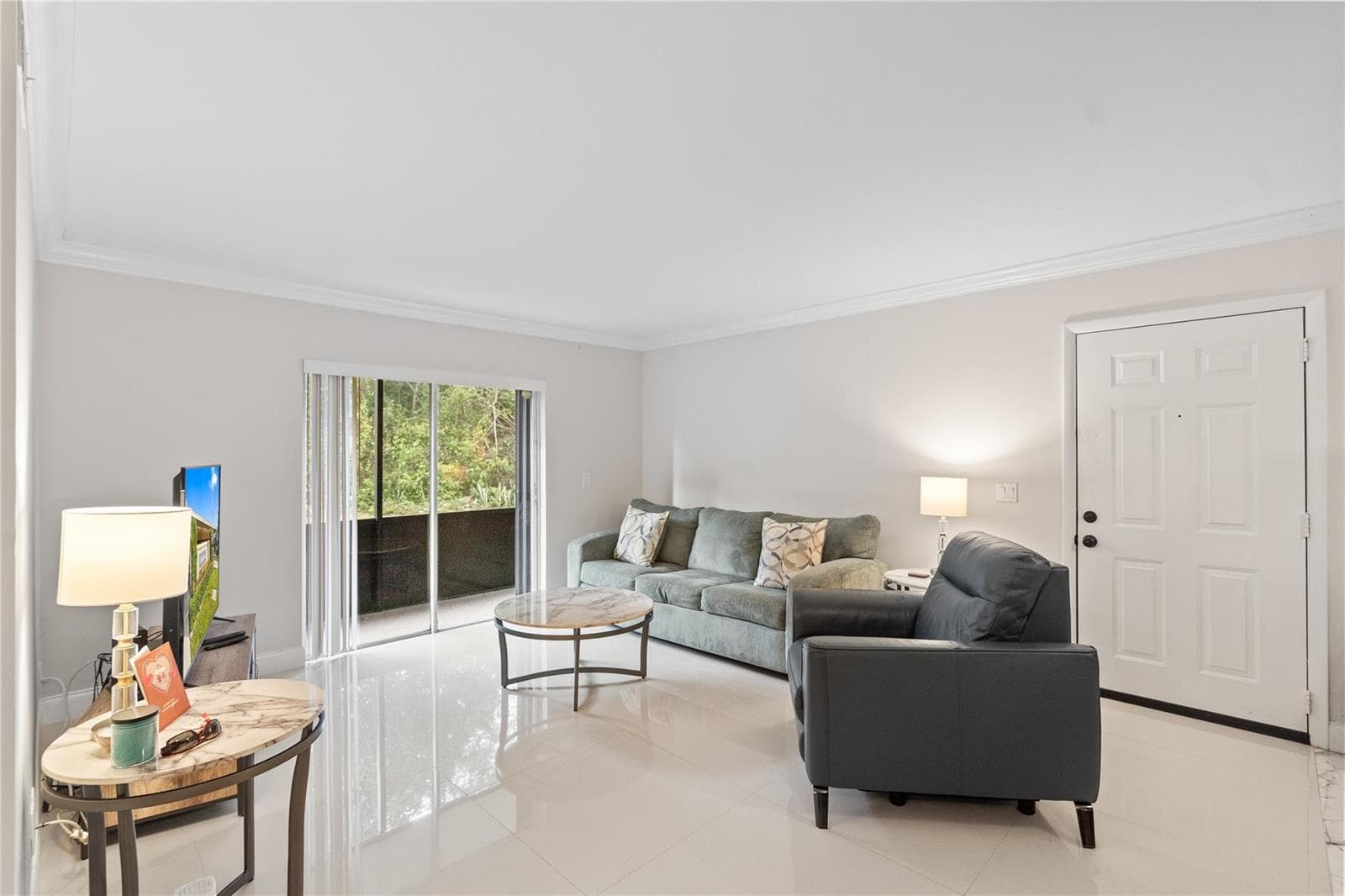 567 Trace Circle # 104, Deerfield Beach, FL 33441 — zdjęcie 2
