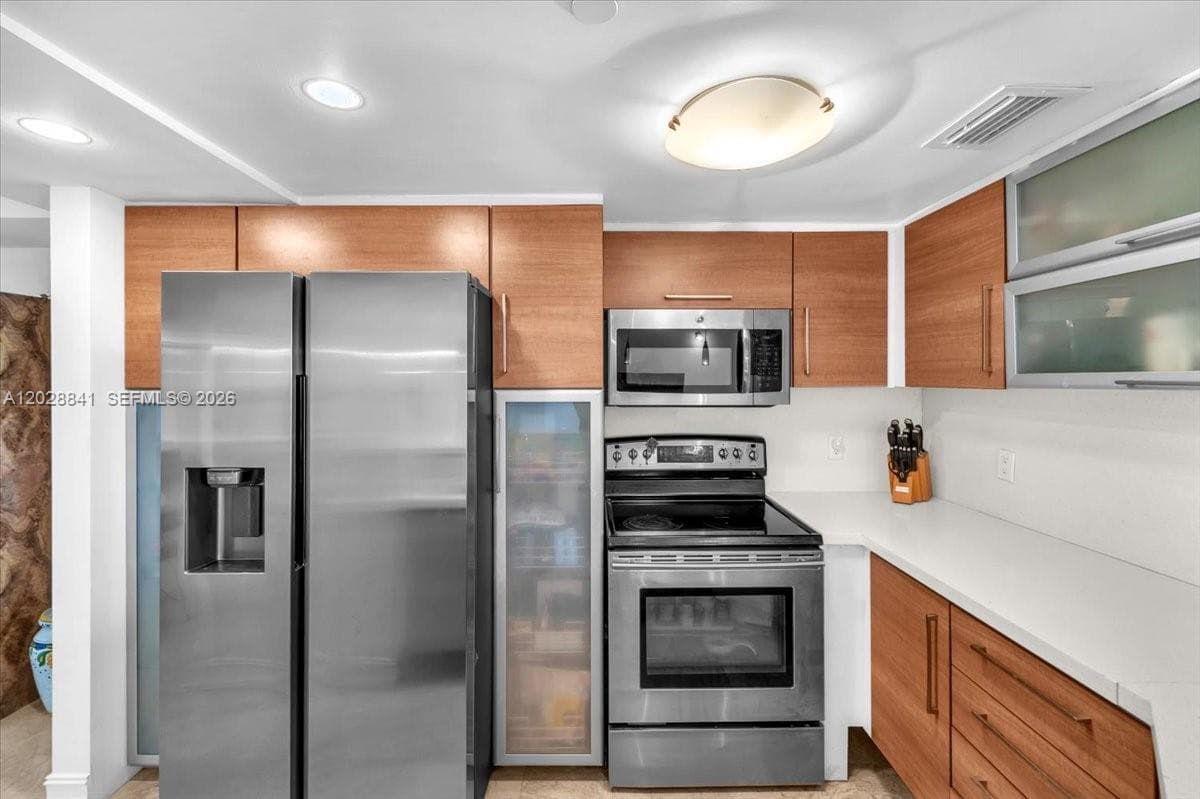 2000 Towerside Ter # 908, Miami, FL 33138 — zdjęcie 4
