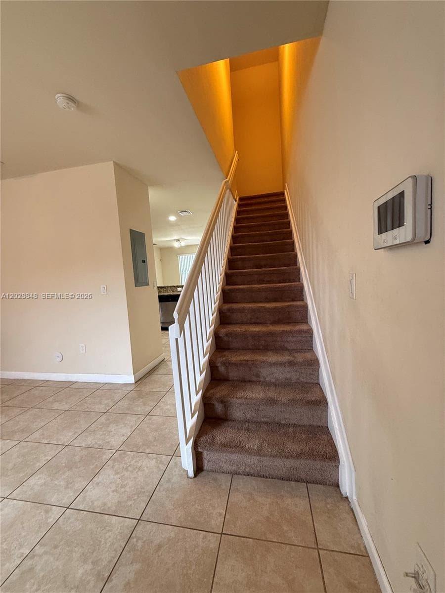 8923 W 35th Ave, Hialeah, FL 33018 — zdjęcie 3