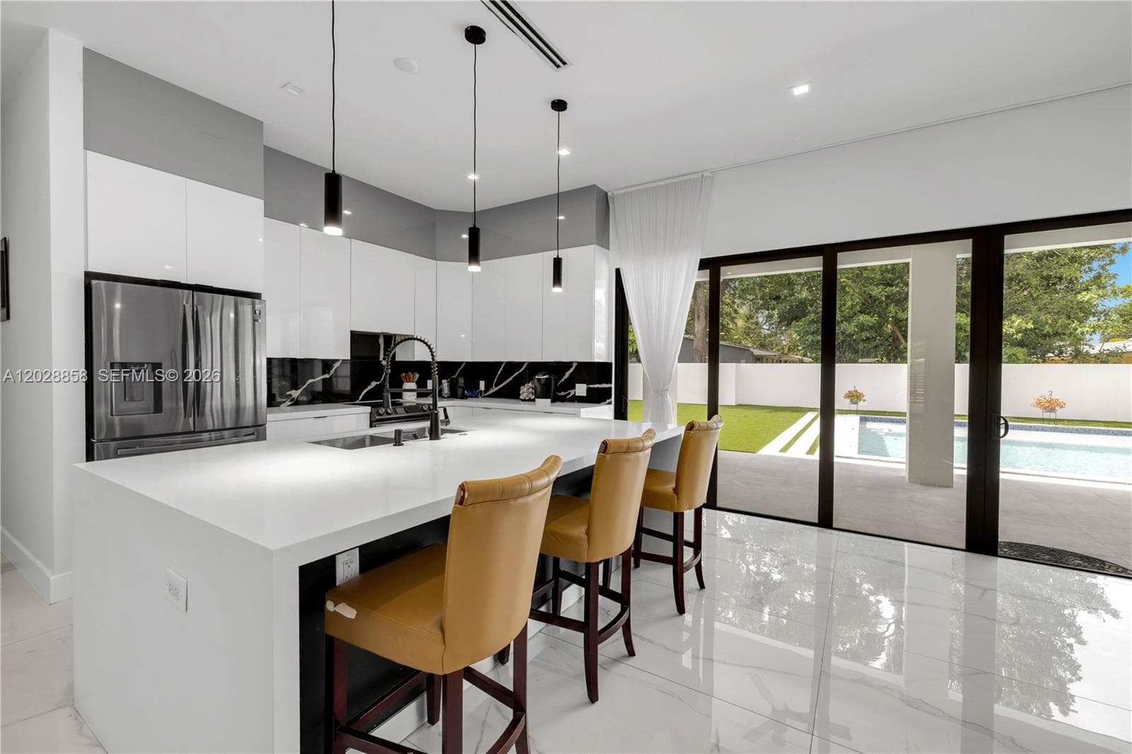 152 NW 165th St, Miami, FL 33169 — zdjęcie 3