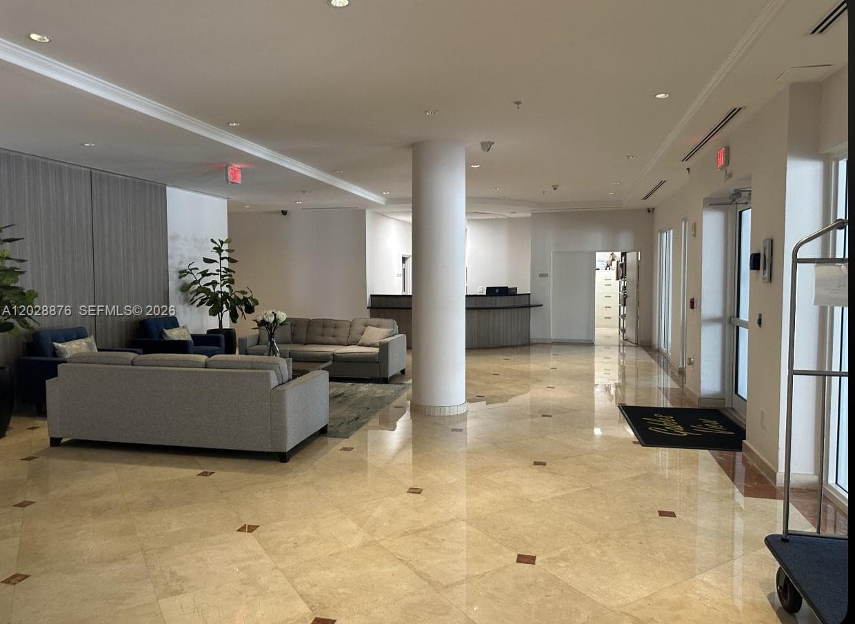 1627 SW 37th Ave # CU-1, Miami, FL 33145 — zdjęcie 2