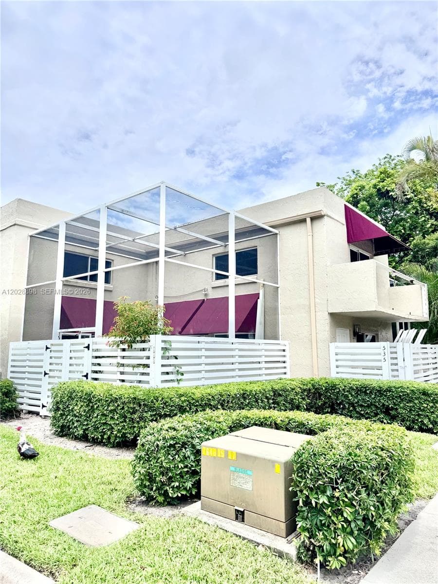 535 NW 98th Ave, Plantation, FL 33324 — zdjęcie 2
