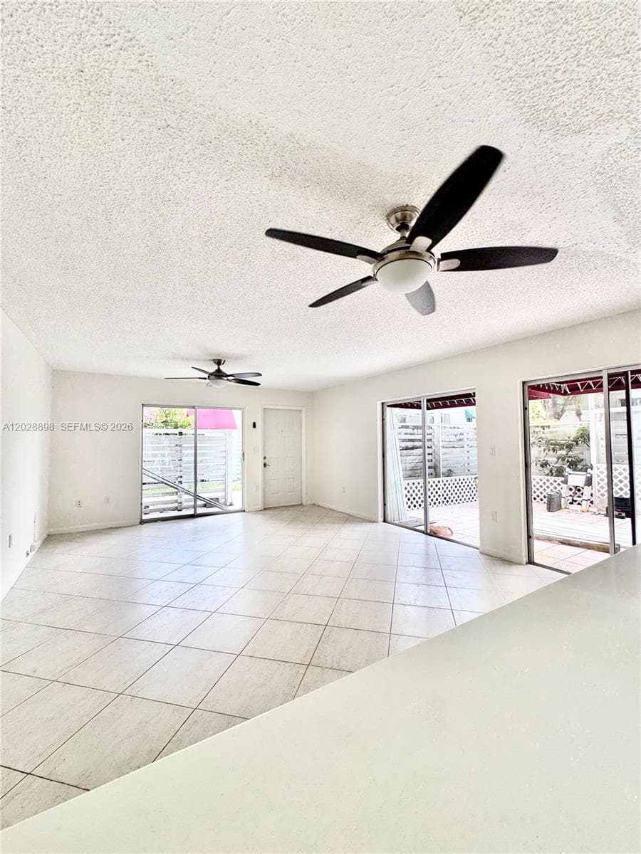 535 NW 98th Ave, Plantation, FL 33324 — zdjęcie 5
