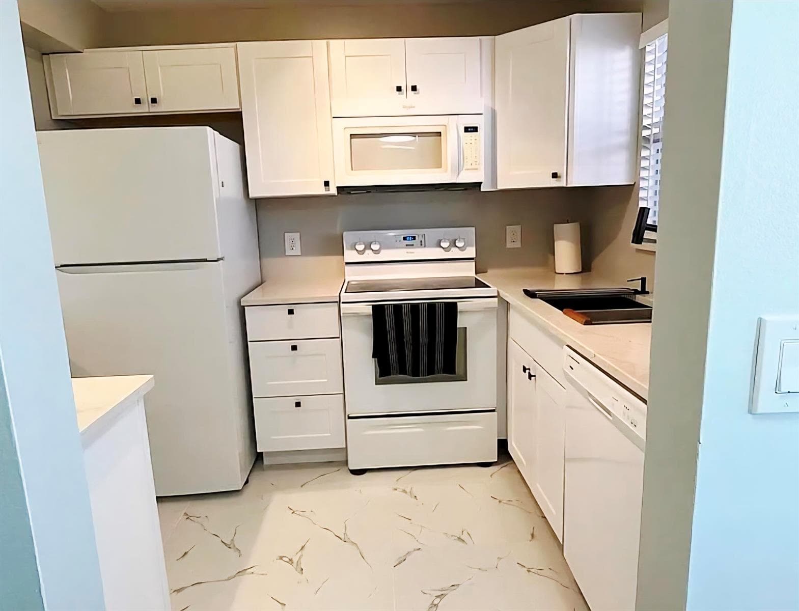 4640 W Lucerne Lakes Blvd Boulevard # 505, Lake Worth, FL 33467 — zdjęcie 2