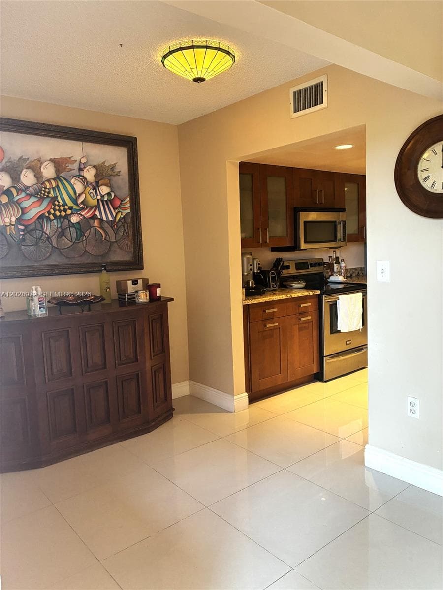 7451 NW 16th St # 403, Plantation, FL 33313 — zdjęcie 2