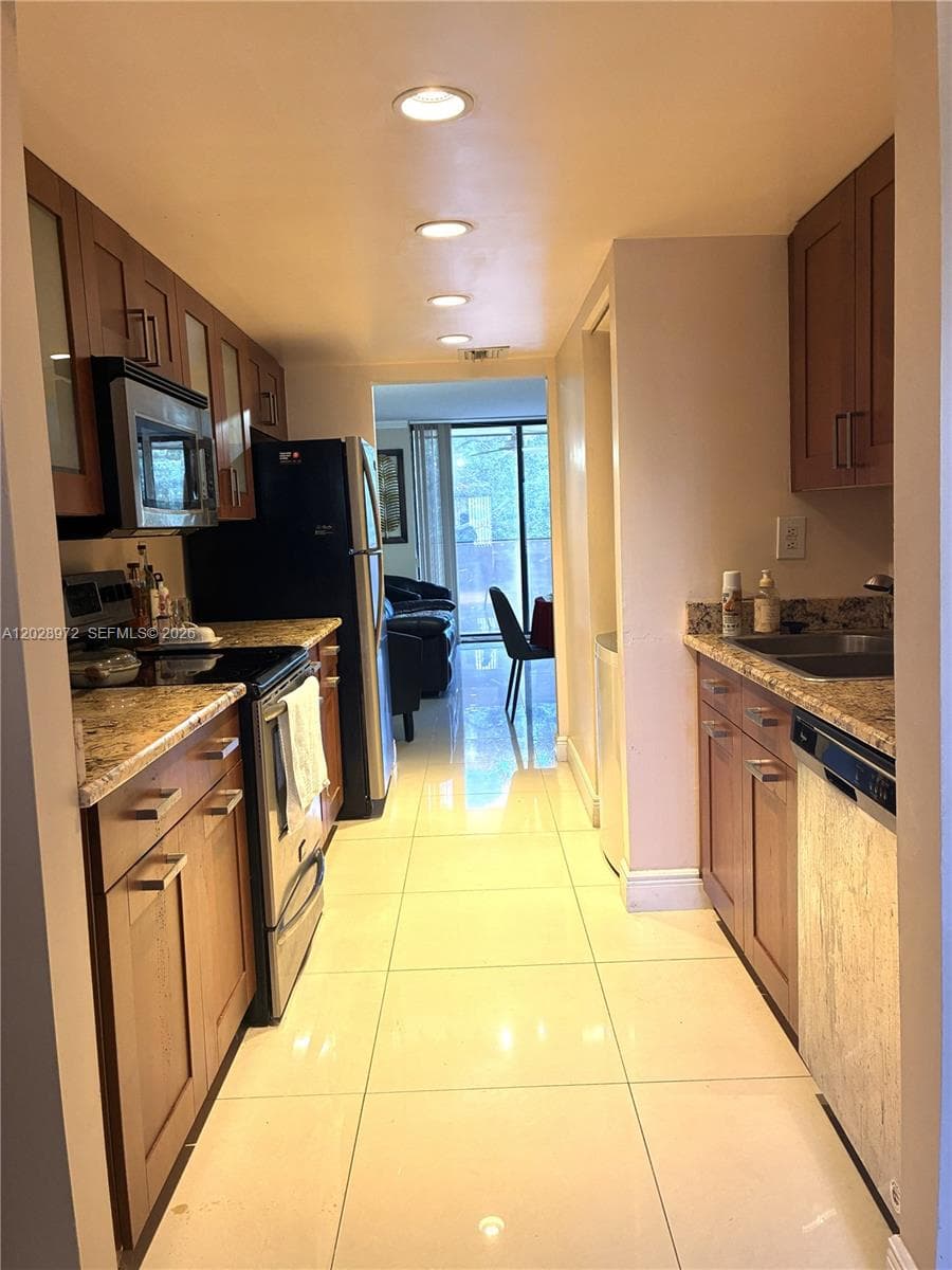 7451 NW 16th St # 403, Plantation, FL 33313 — zdjęcie 4
