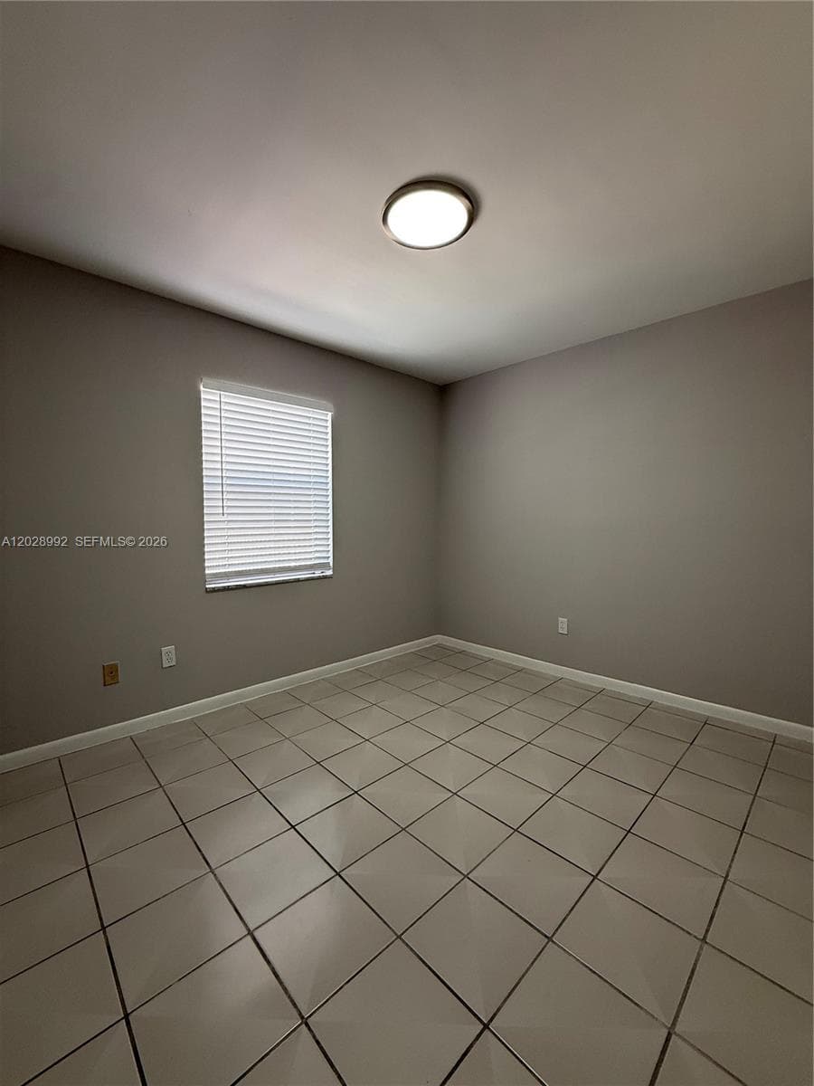 6820 W Flagler St # 407, Miami, FL 33144 — zdjęcie 4