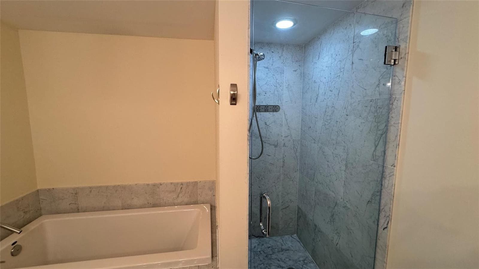 253 NE 2nd Street # 3208, Miami, FL 33132 — zdjęcie 2