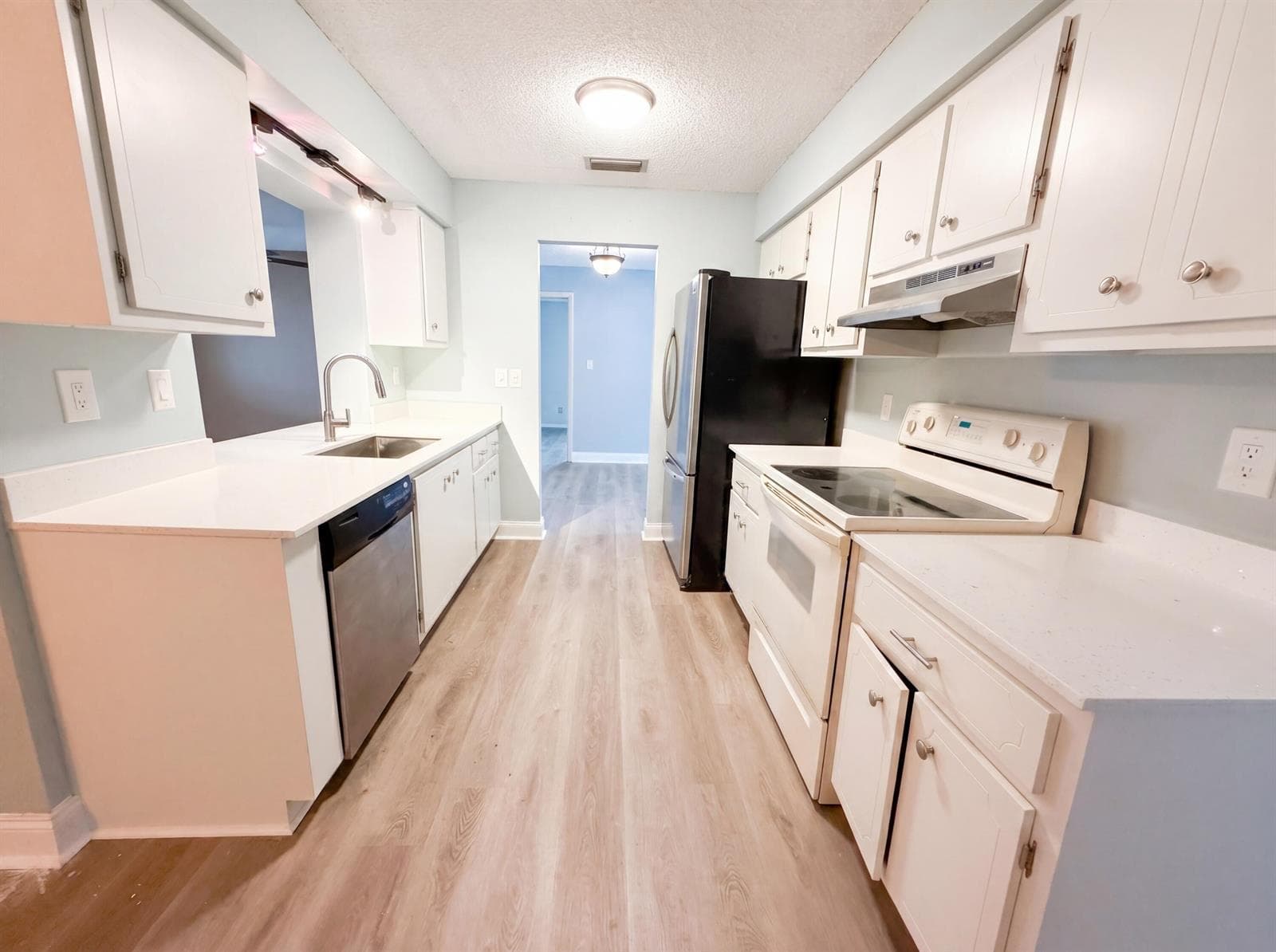 9605 NW 81st, Tamarac, FL 33321 — zdjęcie 2