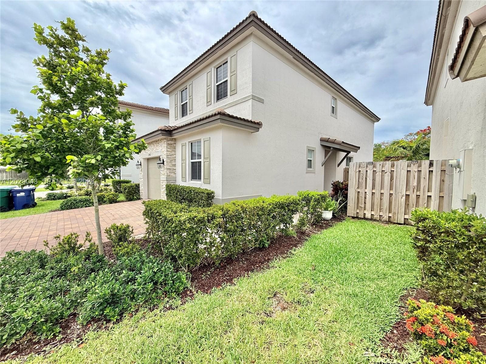 2462 NW 131st Cir, Miami, FL 33167 — zdjęcie 3