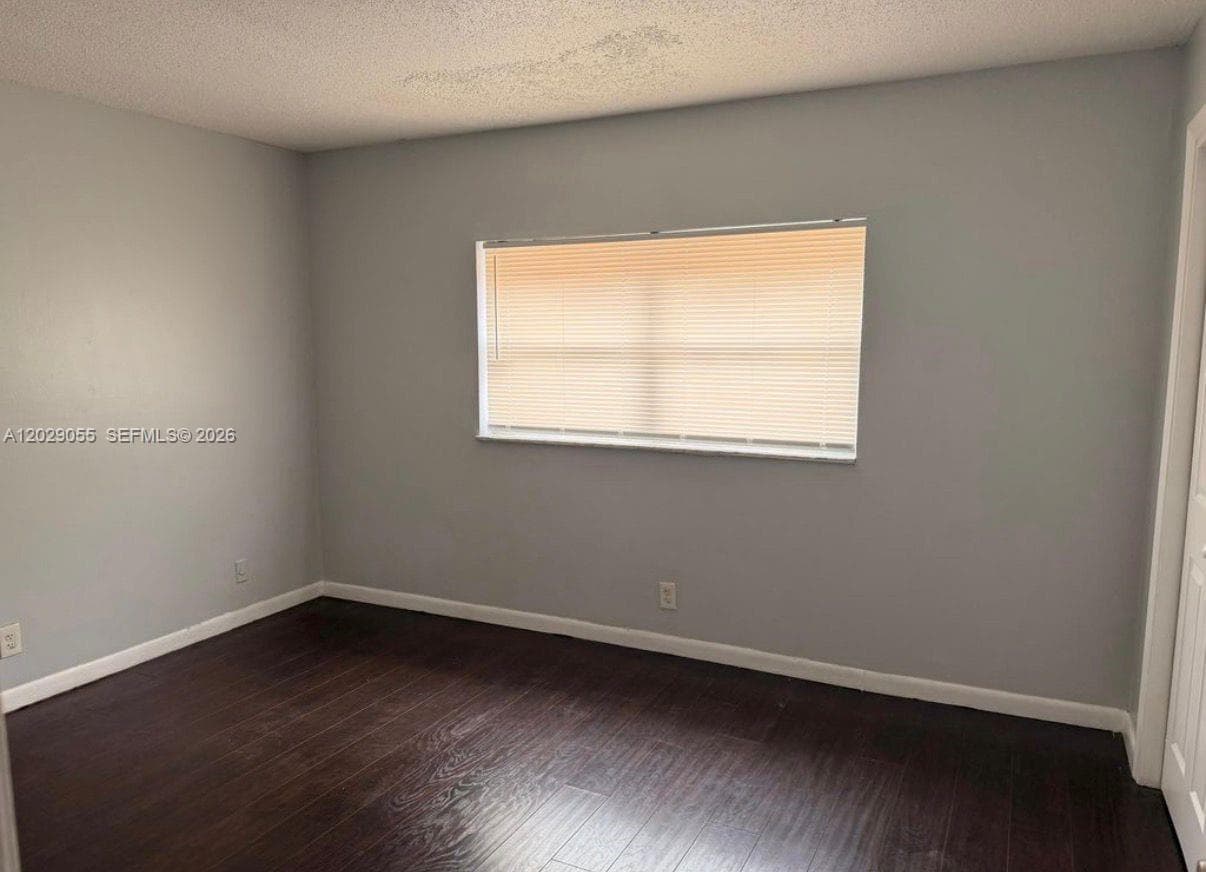 2512 NW 52nd Ave # 22B, Lauderhill, FL 33313 — zdjęcie 2