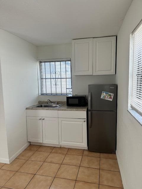 807 Phippen Waiters Road # 2, Dania Beach, FL 33004 — zdjęcie 2