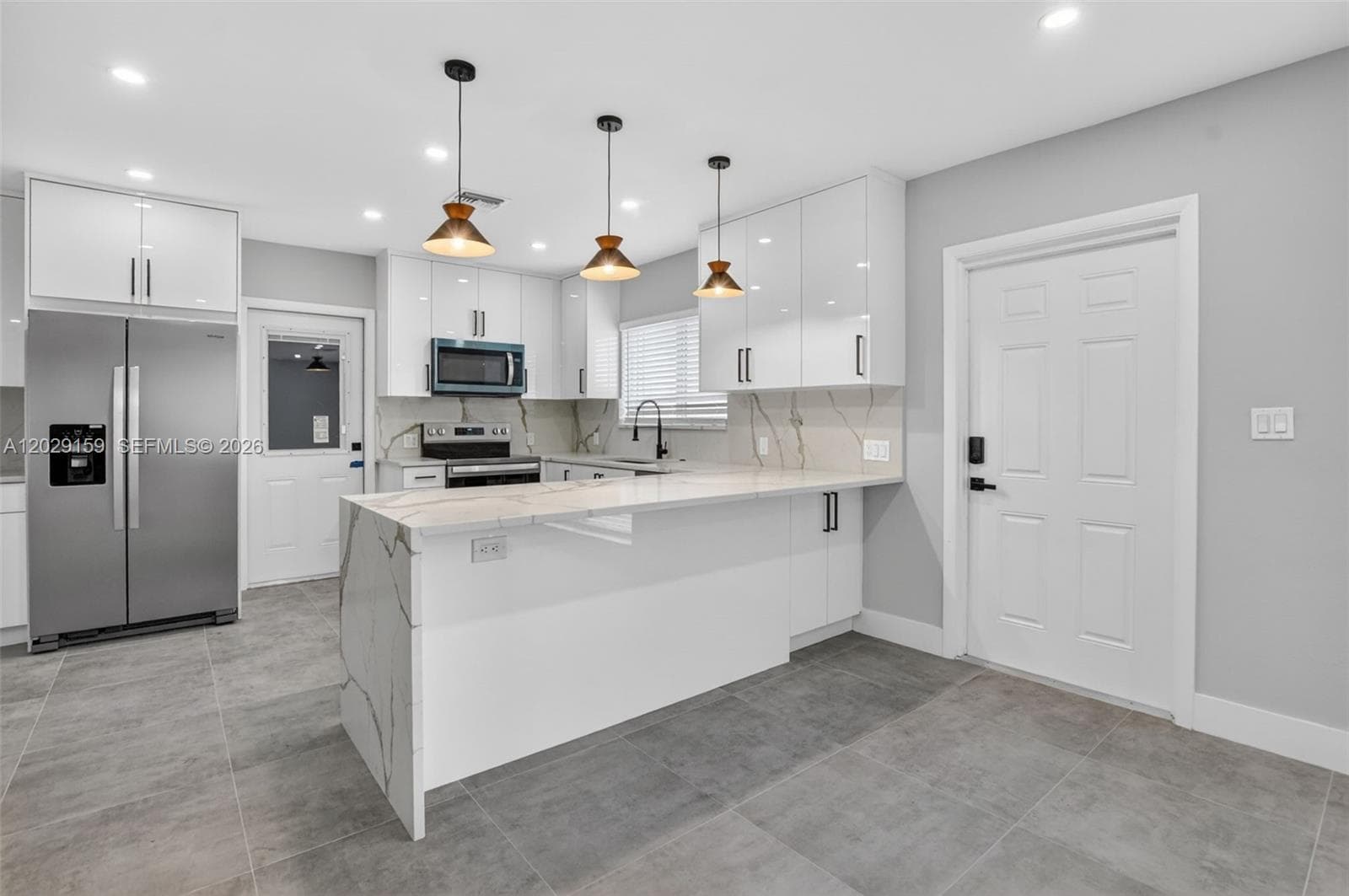 1320 SE 10th St, Deerfield Beach, FL 33441 — zdjęcie 2