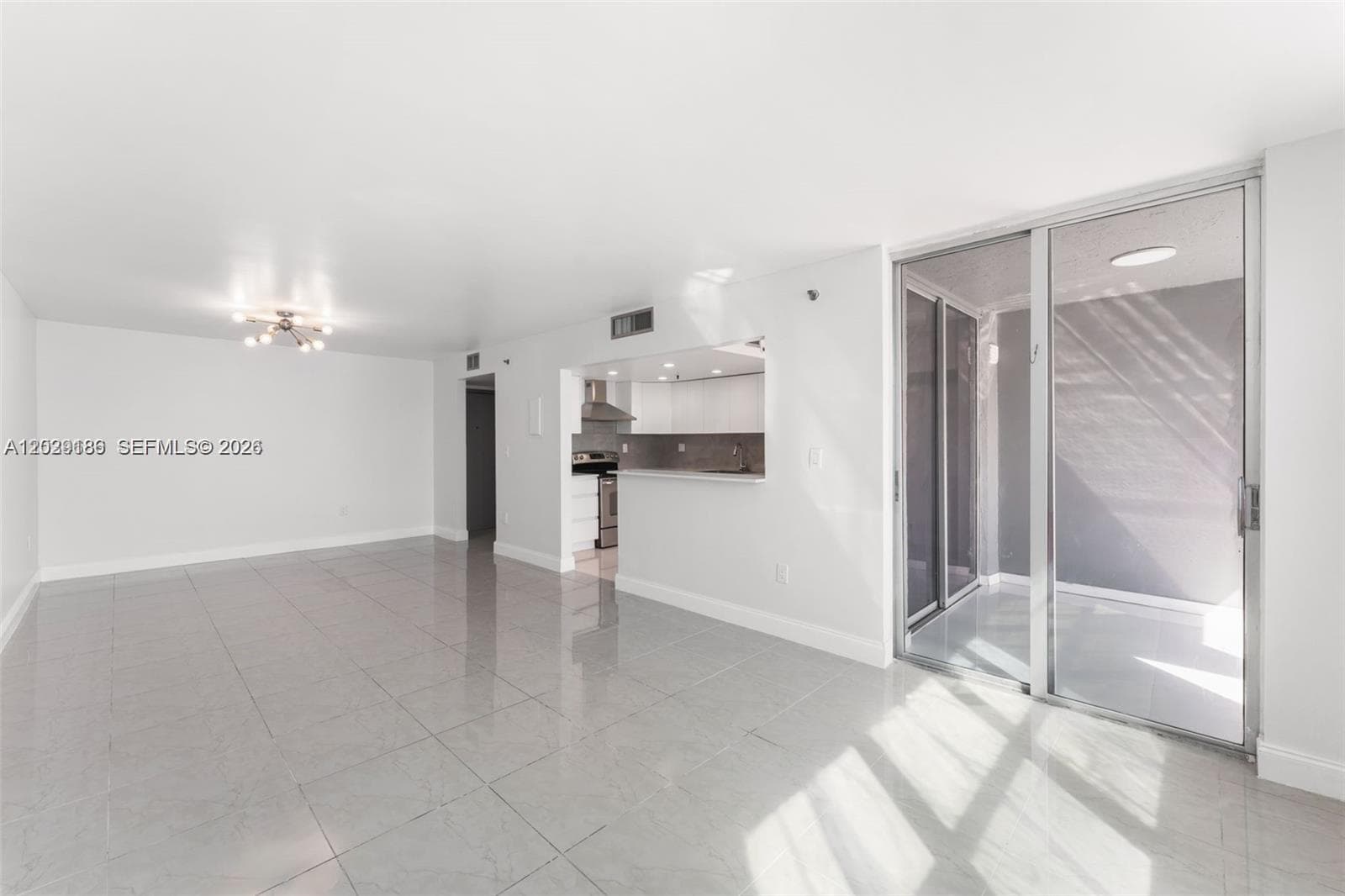 17890 W Dixie Hwy 501 Hwy # 501, North Miami Beach, FL 33160 — zdjęcie 4