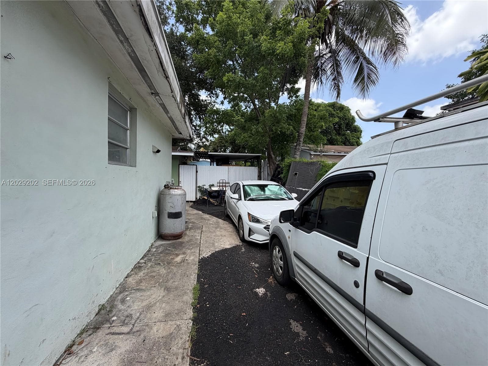 3245 NW 34th St, Miami, FL 33142 — zdjęcie 4