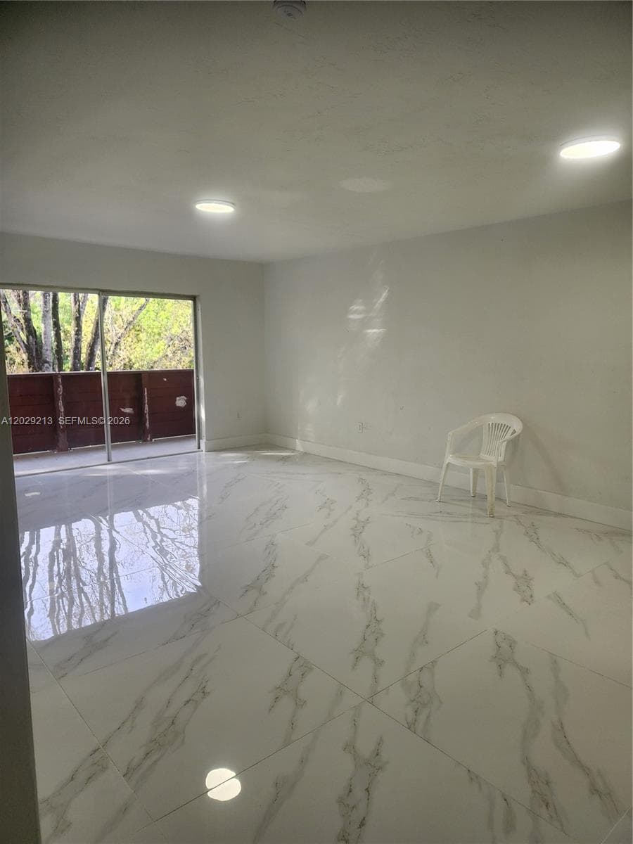 1205 Mariposa Ave # 304, Coral Gables, FL 33146 — zdjęcie 3