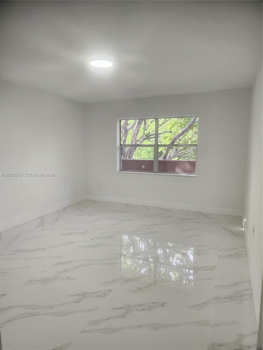1205 Mariposa Ave # 304, Coral Gables, FL 33146 — zdjęcie 4