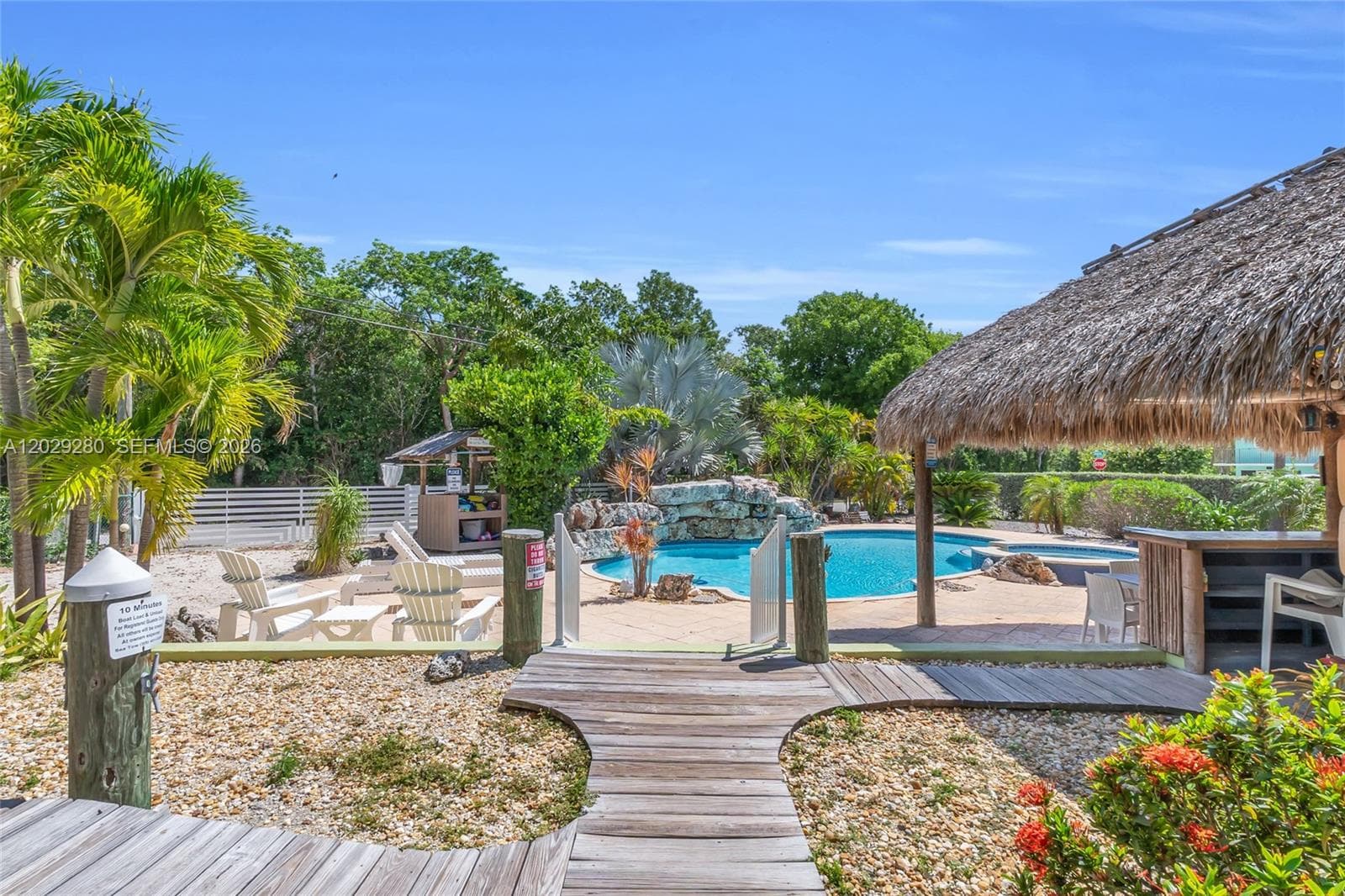443 4TH Rd, Key Largo, FL 33037 — zdjęcie 2