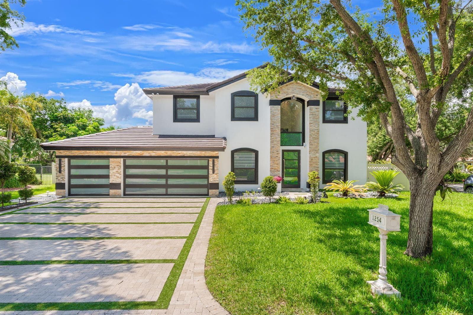 1254 NW 102nd Way, Coral Springs, FL 33071 — zdjęcie 3