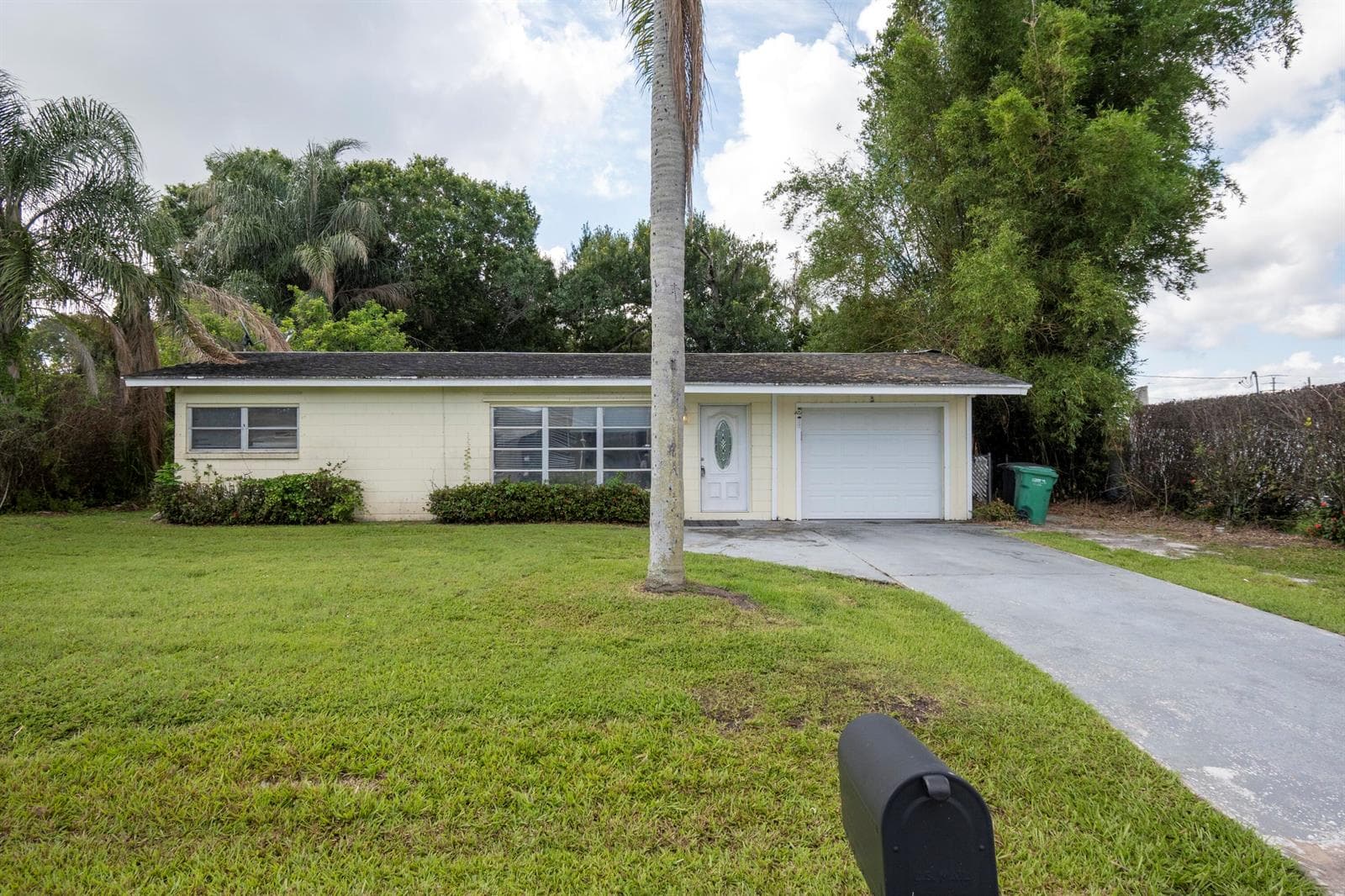 770 Lomas Street, Port St. Lucie, FL 34952 — zdjęcie 2