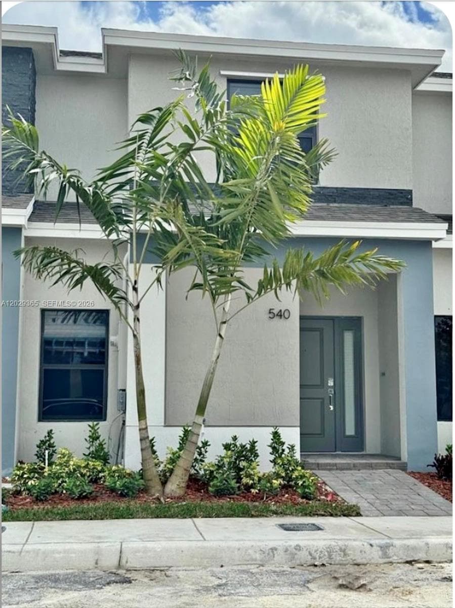 540 NE 1st Dr, Florida City, FL 33034 — zdjęcie 2