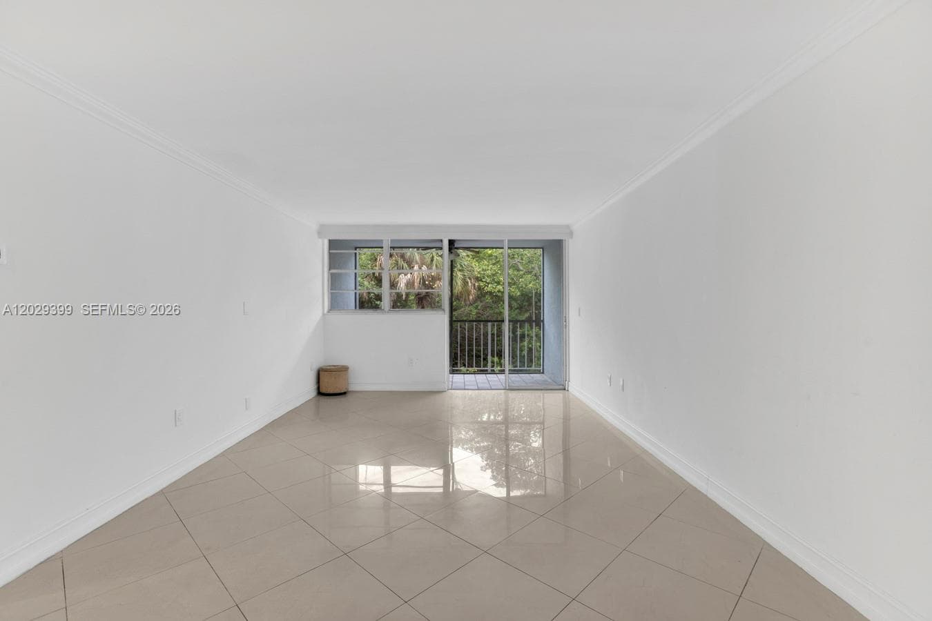 16518 NE 26th Ave # 202, North Miami Beach, FL 33160 — zdjęcie 3