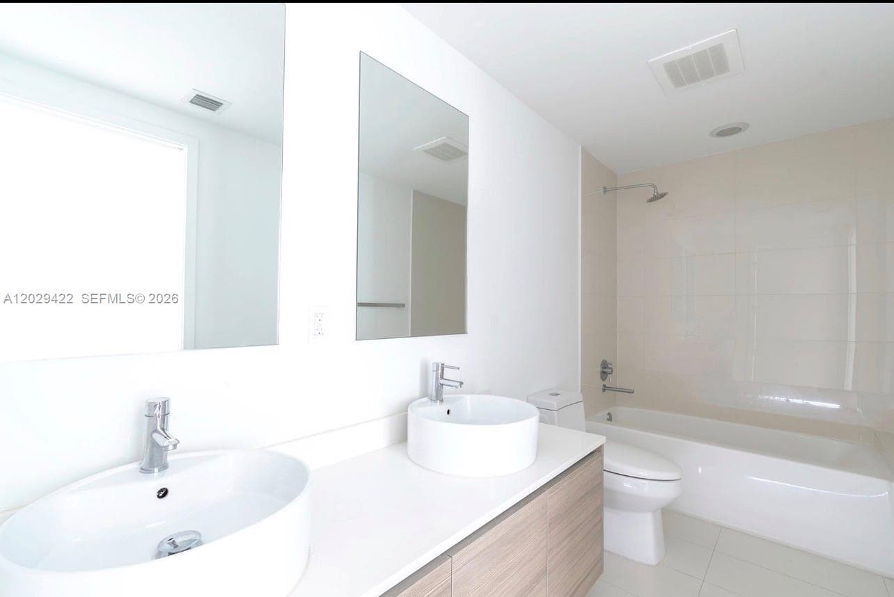 121 NE 34th St # 1412, Miami, FL 33137 — zdjęcie 5