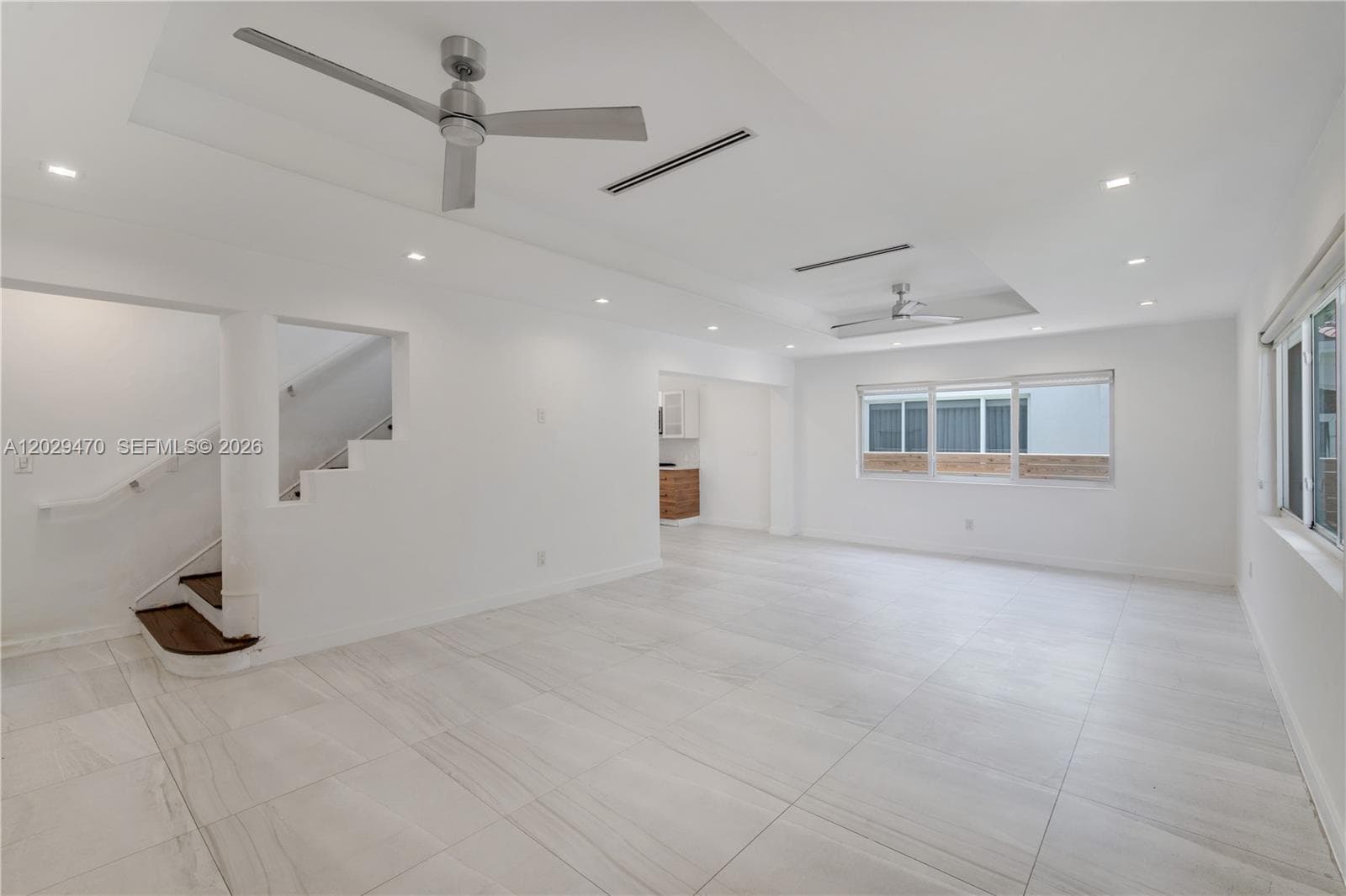 550 W 49th St # n/a, Miami Beach, FL 33140 — zdjęcie 2