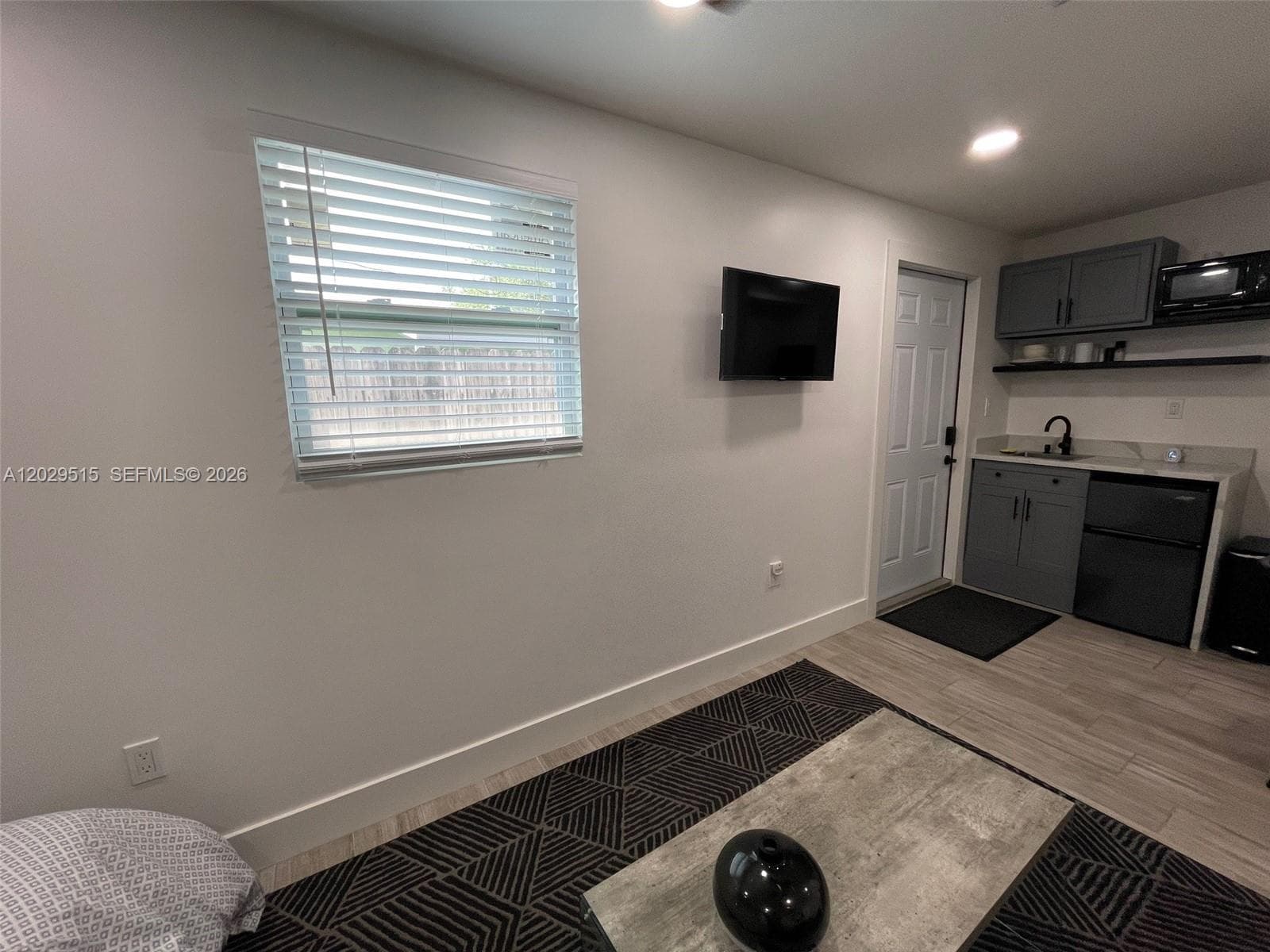 170 NE 60th St # EFFICENCY, Oakland Park, FL 33334 — zdjęcie 4