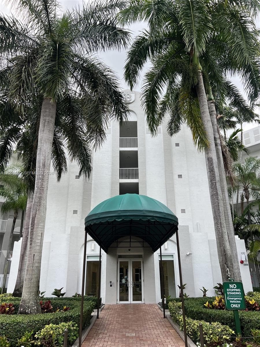 10750 NW 66th St # 401, Doral, FL 33178 — zdjęcie 3