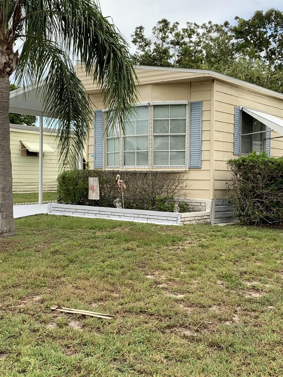 125 E Caribbean, Port St. Lucie, FL 34952 — zdjęcie 2