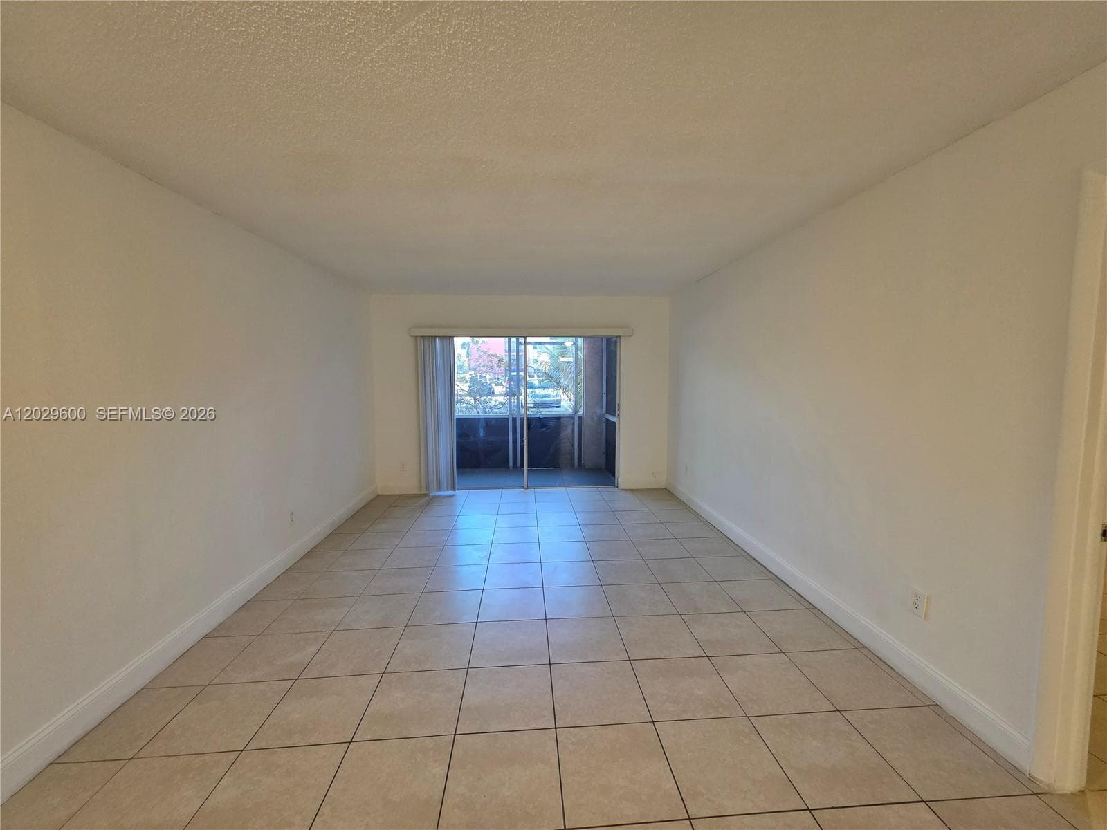 2800 NW 56th Ave # F104, Lauderhill, FL 33313 — zdjęcie 2