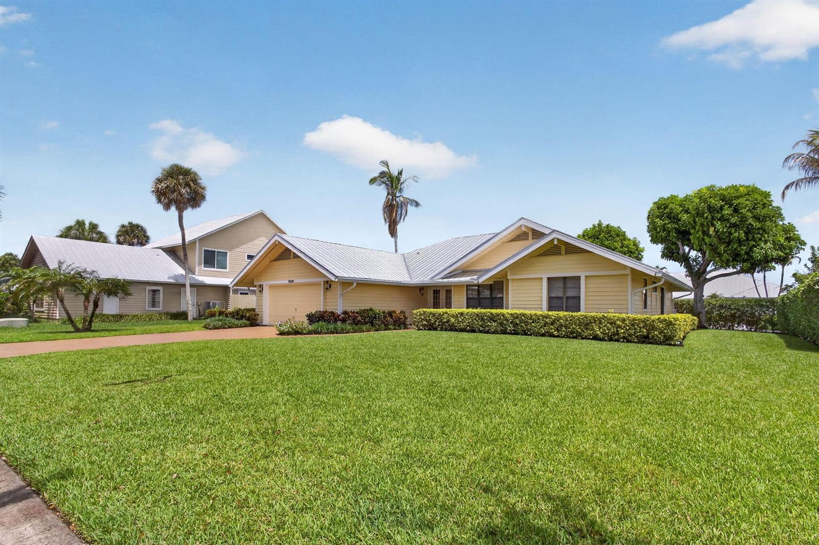 10420 SE Jupiter Narrows Drive, Hobe Sound, FL 33455 — zdjęcie 2