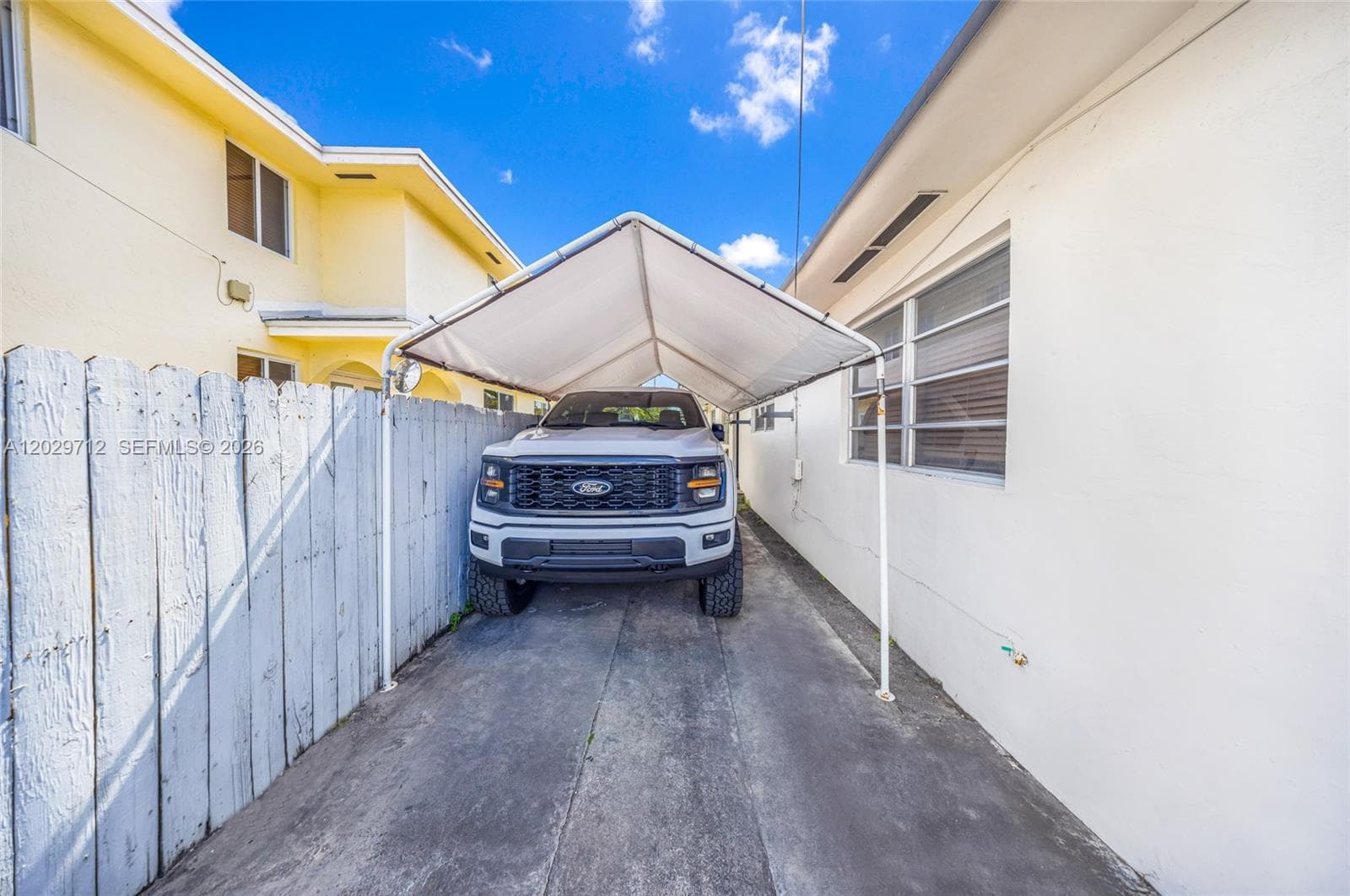3532 NW 4th Ter, Miami, FL 33125 — zdjęcie 4