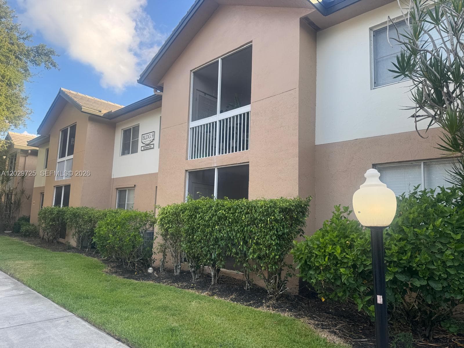 9811 Westview Dr # 913, Coral Springs, FL 33076 — zdjęcie 2