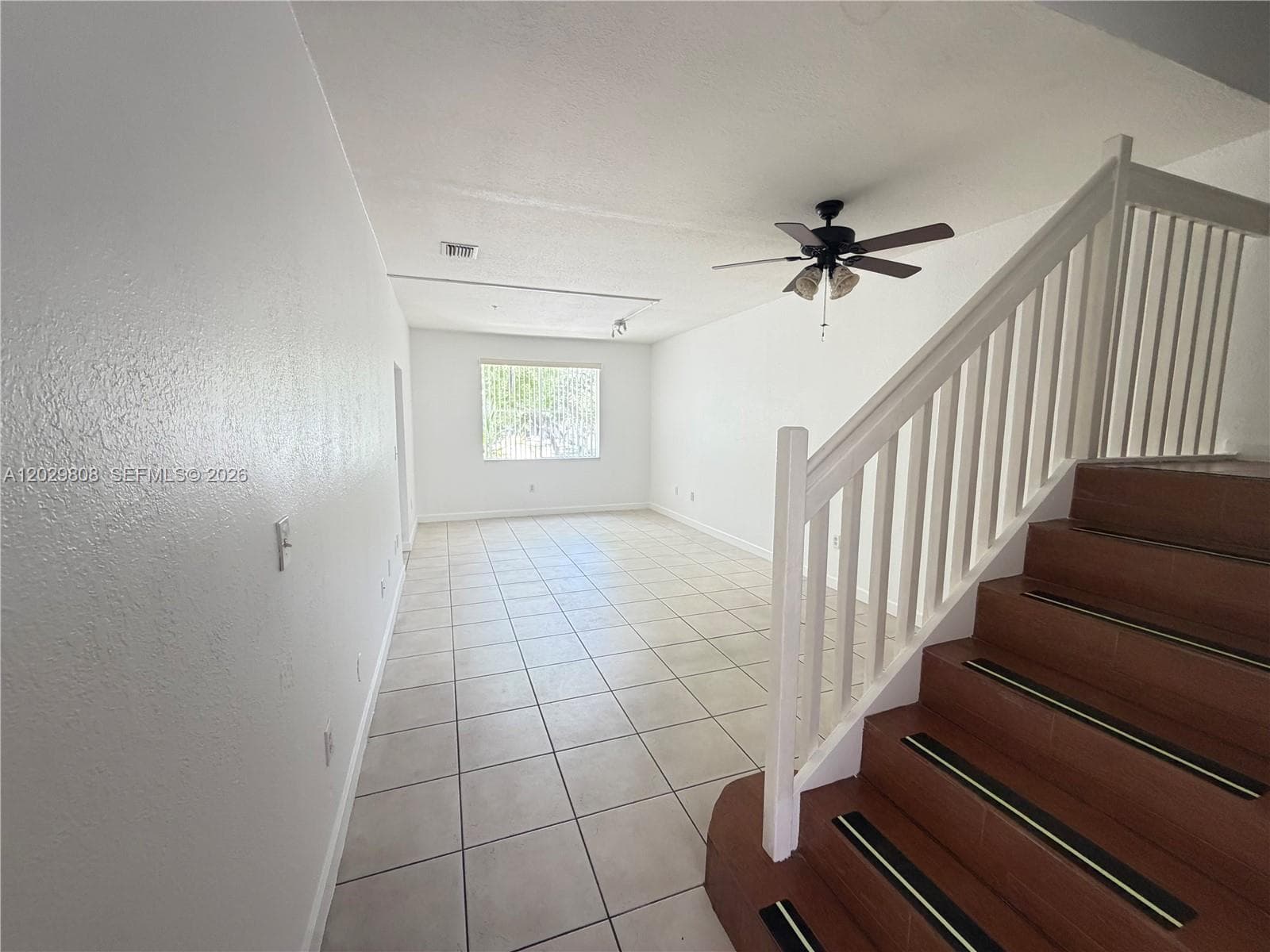 7080 NW 177th St # 209-13, Hialeah, FL 33015 — zdjęcie 5