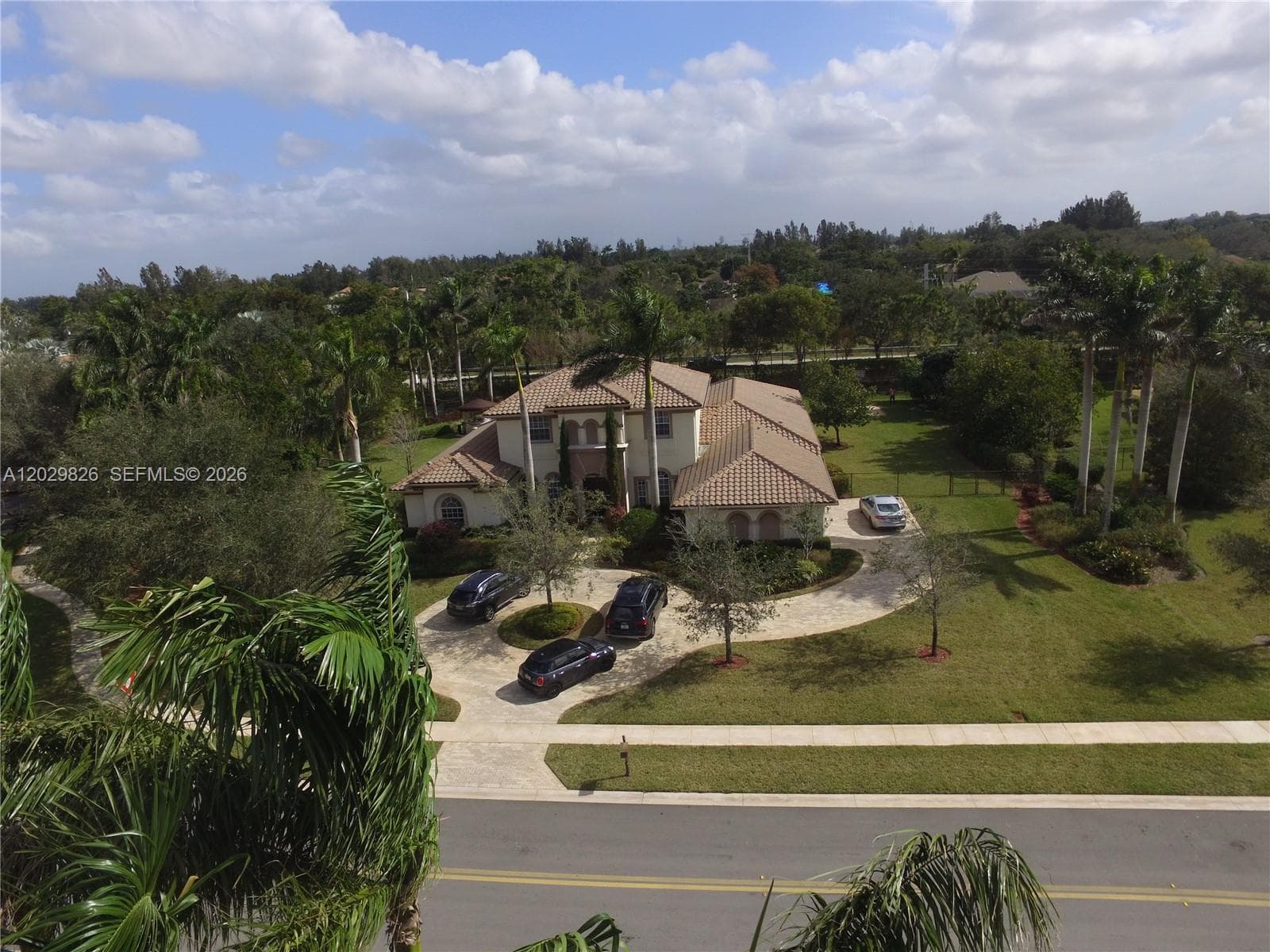 2750 E Jockey Cir E, Davie, FL 33330 — zdjęcie 4