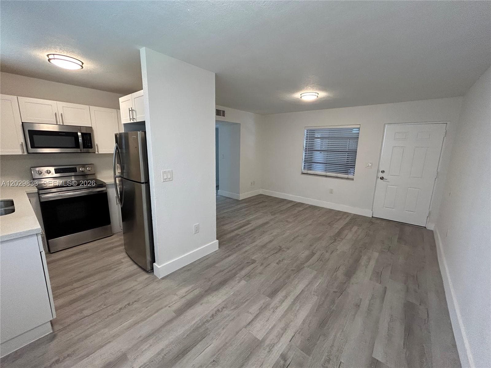 5960 W 25th Ct # 102, Hialeah, FL 33016 — zdjęcie 2