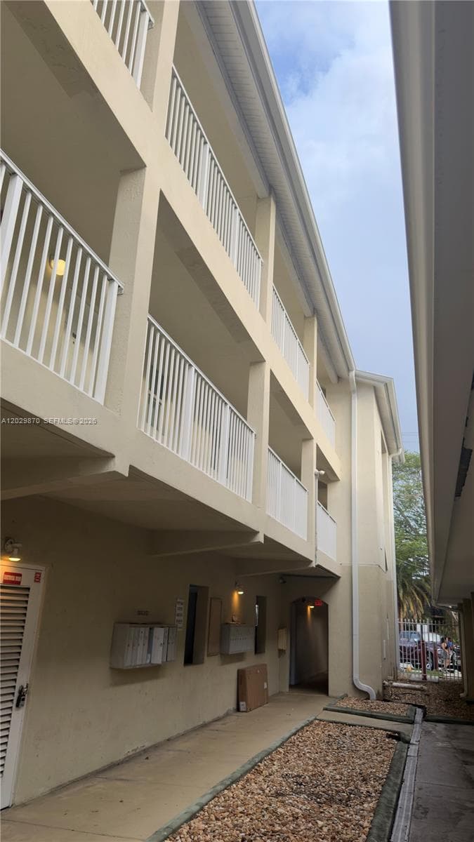 1025 SW 7th Ave # 6, Miami, FL 33130 — zdjęcie 2