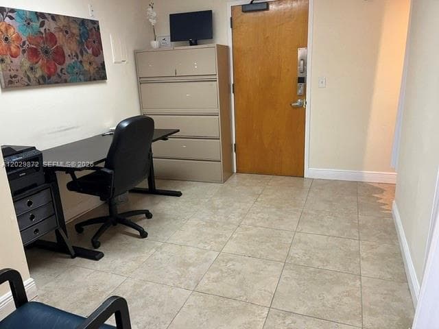 8260 W Flagler St, Miami, FL 33144 — zdjęcie 4