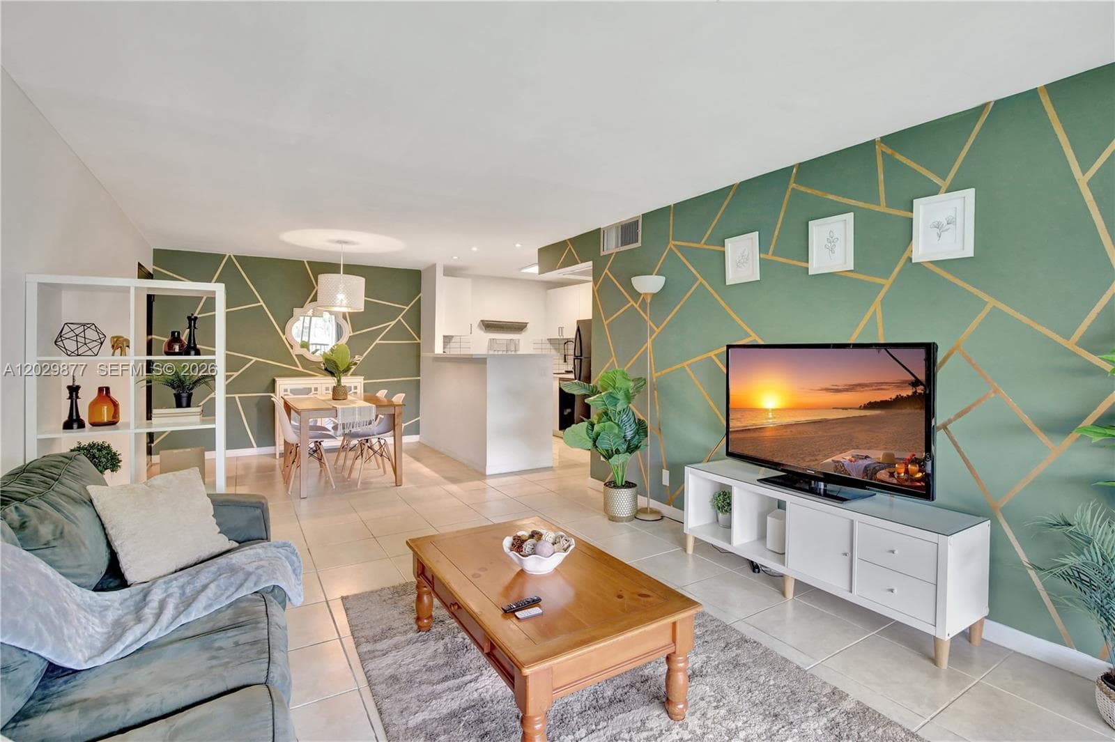 5821 Washington St # 30, Hollywood, FL 33023 — zdjęcie 2
