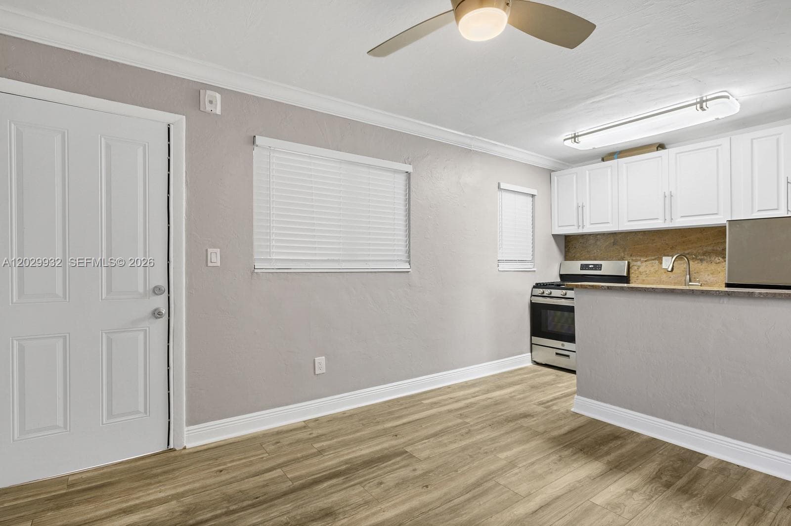 1014 Salzedo St # 211, Coral Gables, FL 33134 — zdjęcie 3